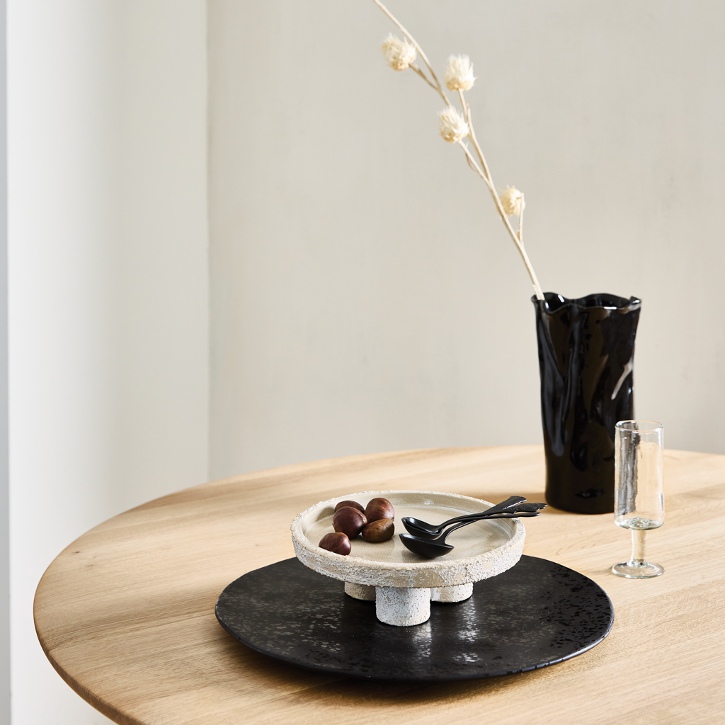 Serving plate black, Ø38 cm