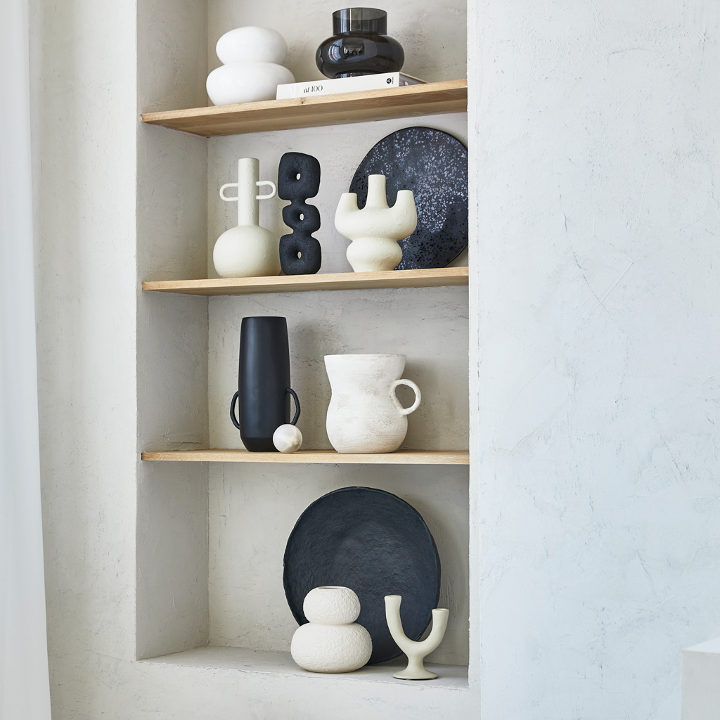 Serving plate black, Ø38 cm