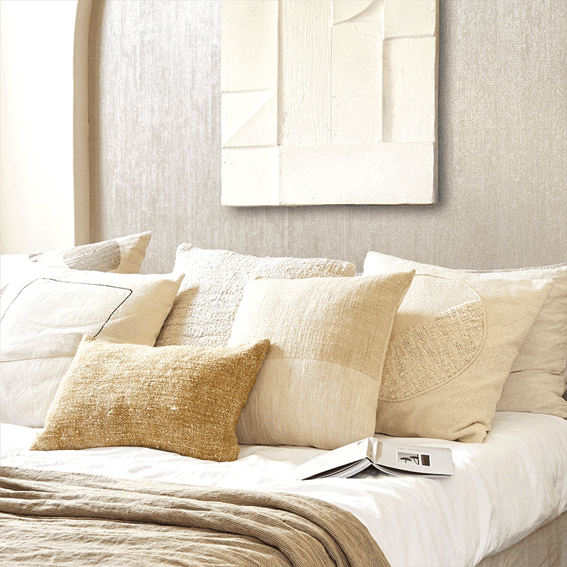 Cushion Ricamare Off White