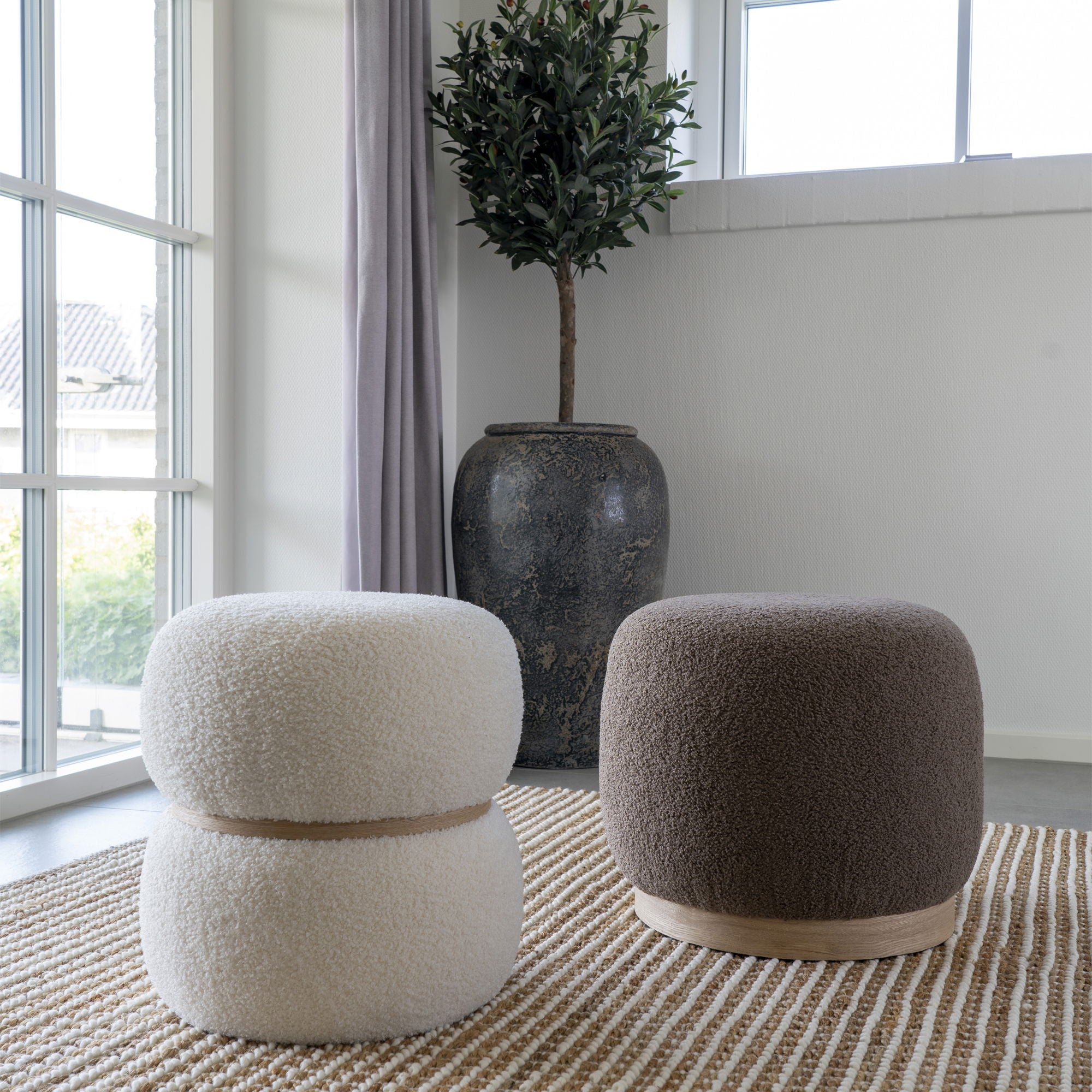 Belfort Pouf - Pouf in bouclé, brown, Ø44,5x40 cm