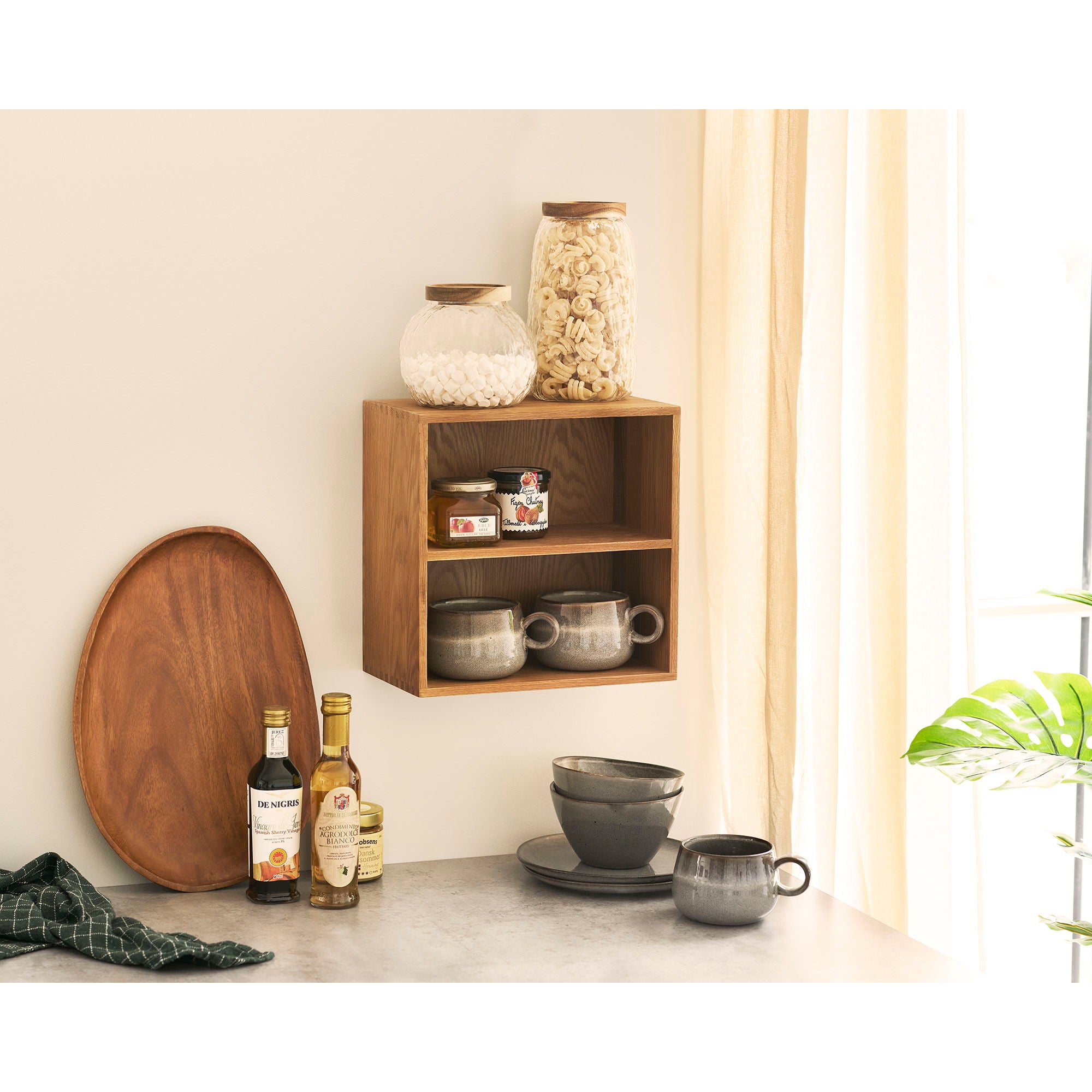 Townsville Wall Shelf with vertical rooms