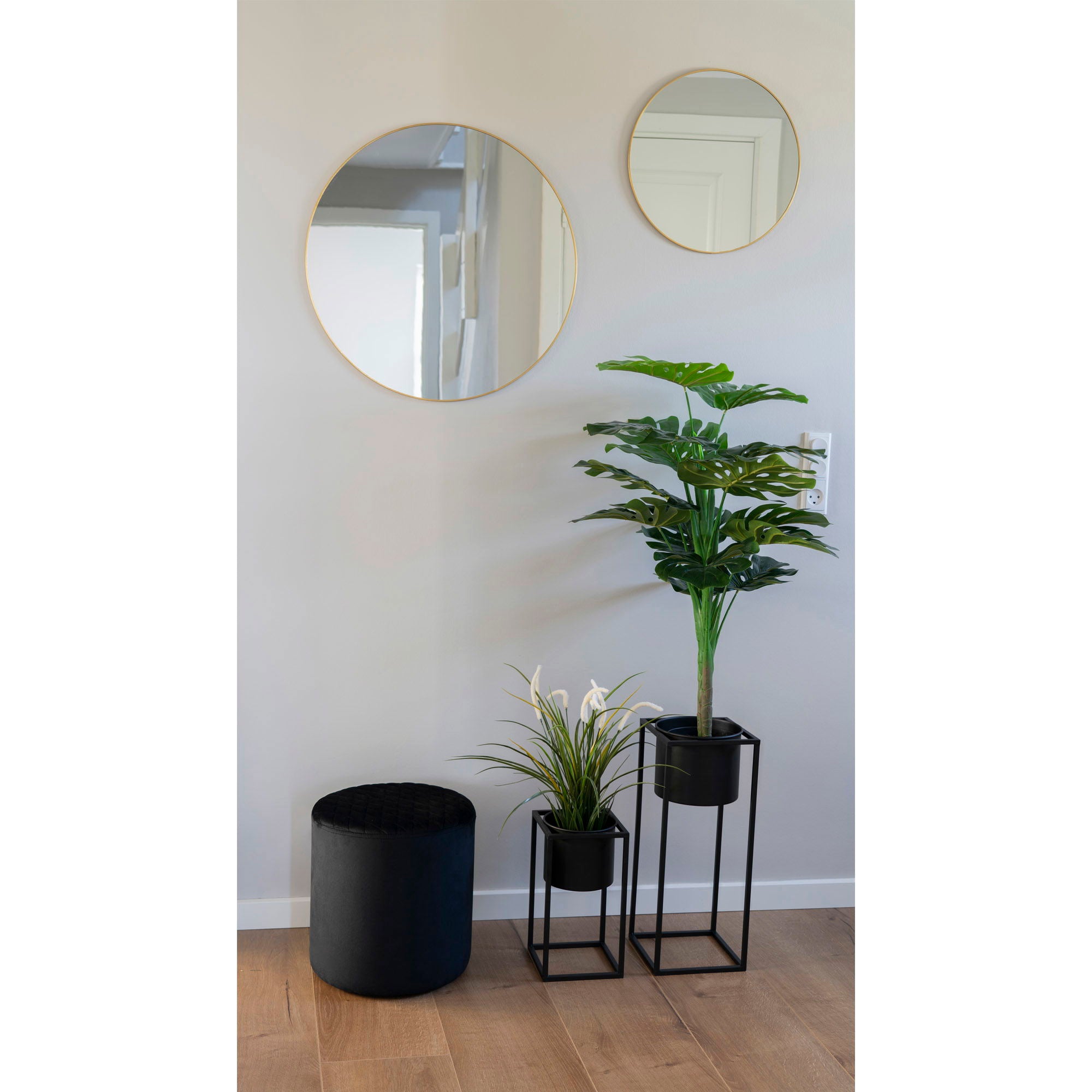 Marla Flowerpots - 2 flowerpots in black