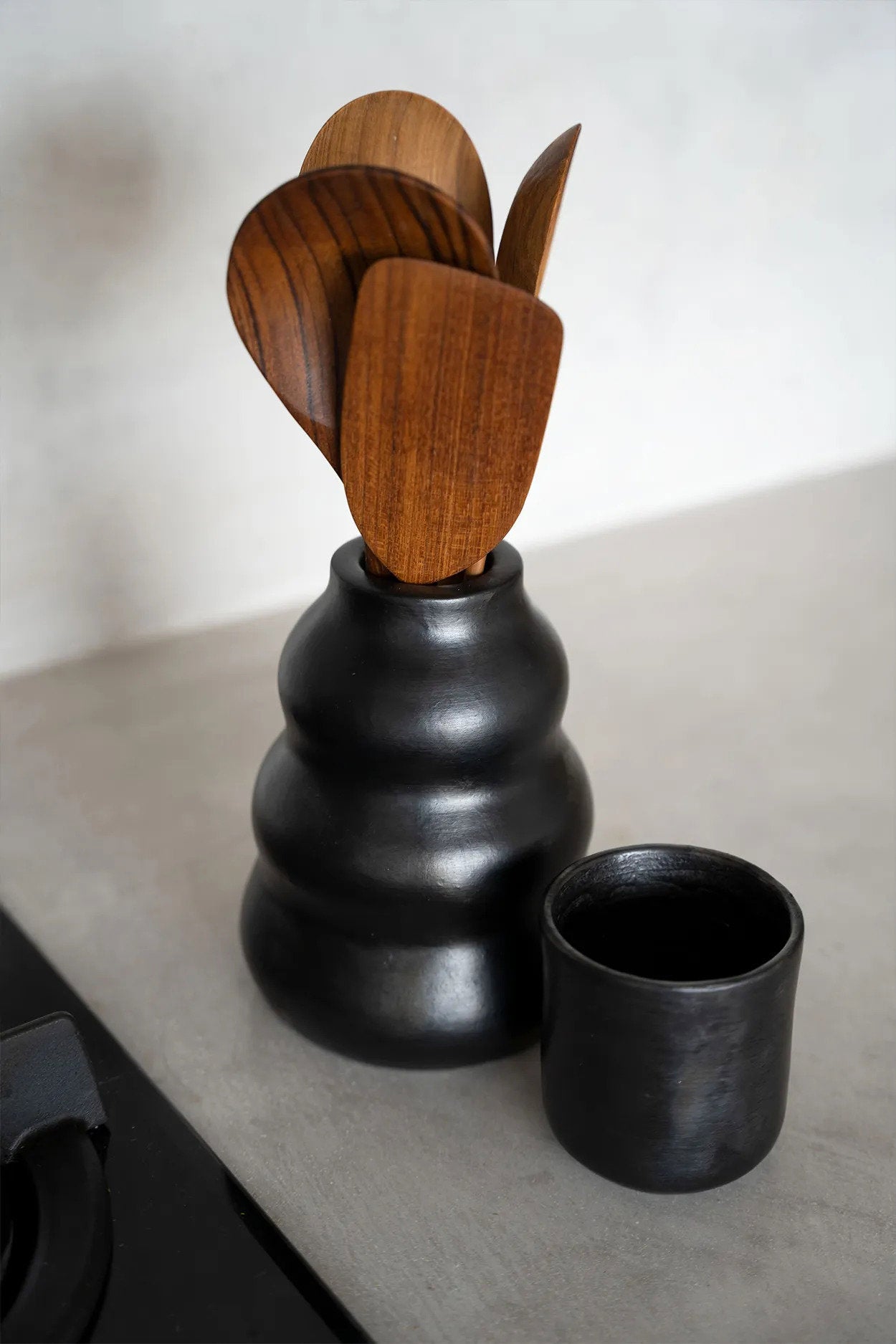 Le vase brûlé