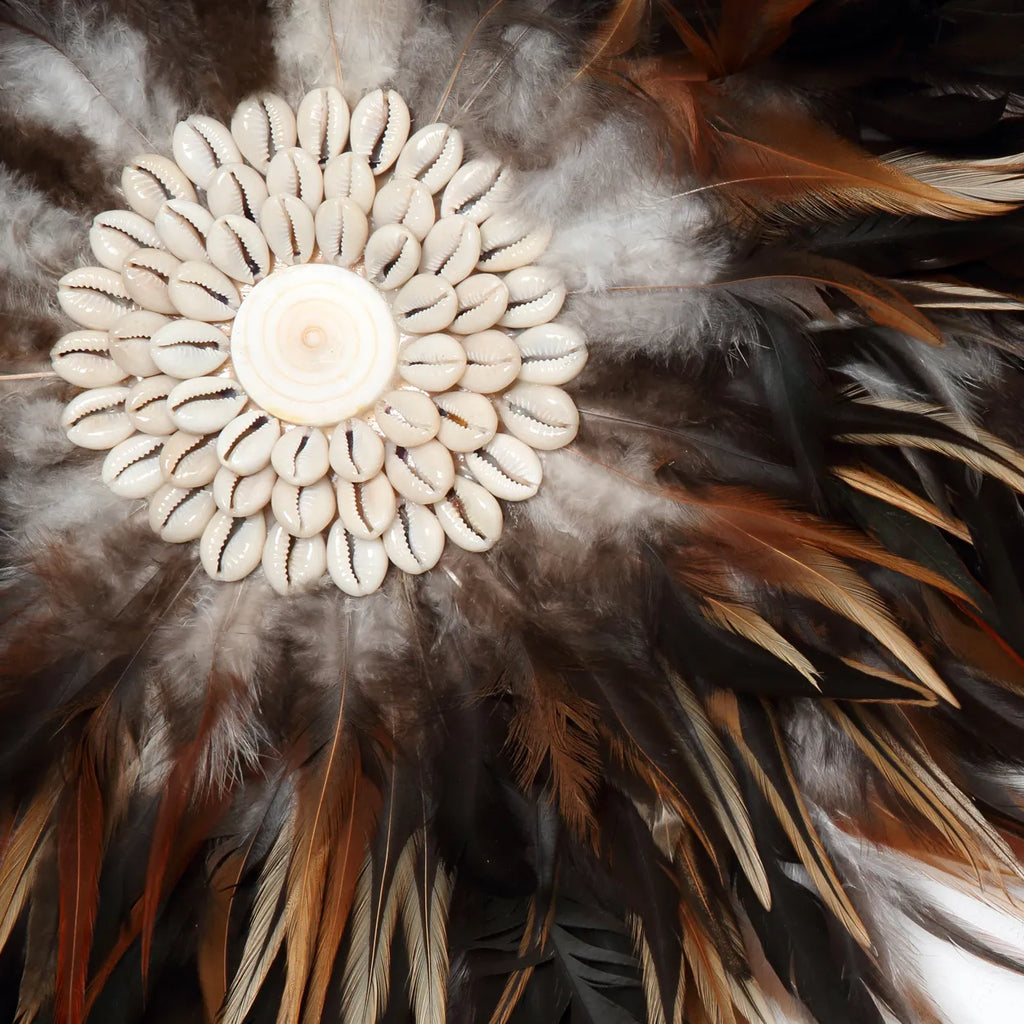 De Coastal Juju op Stand - Decoratie - Zwart Bruin Bazar Bizar