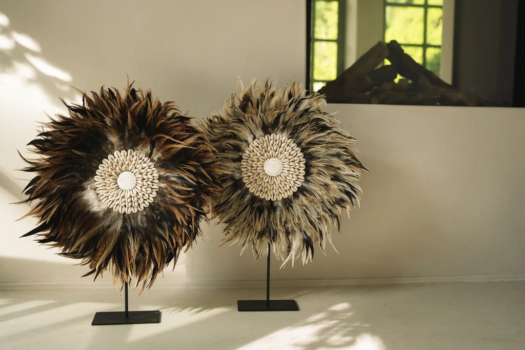 De Coastal Juju op Stand - Decoratie - Zwart Bruin Bazar Bizar
