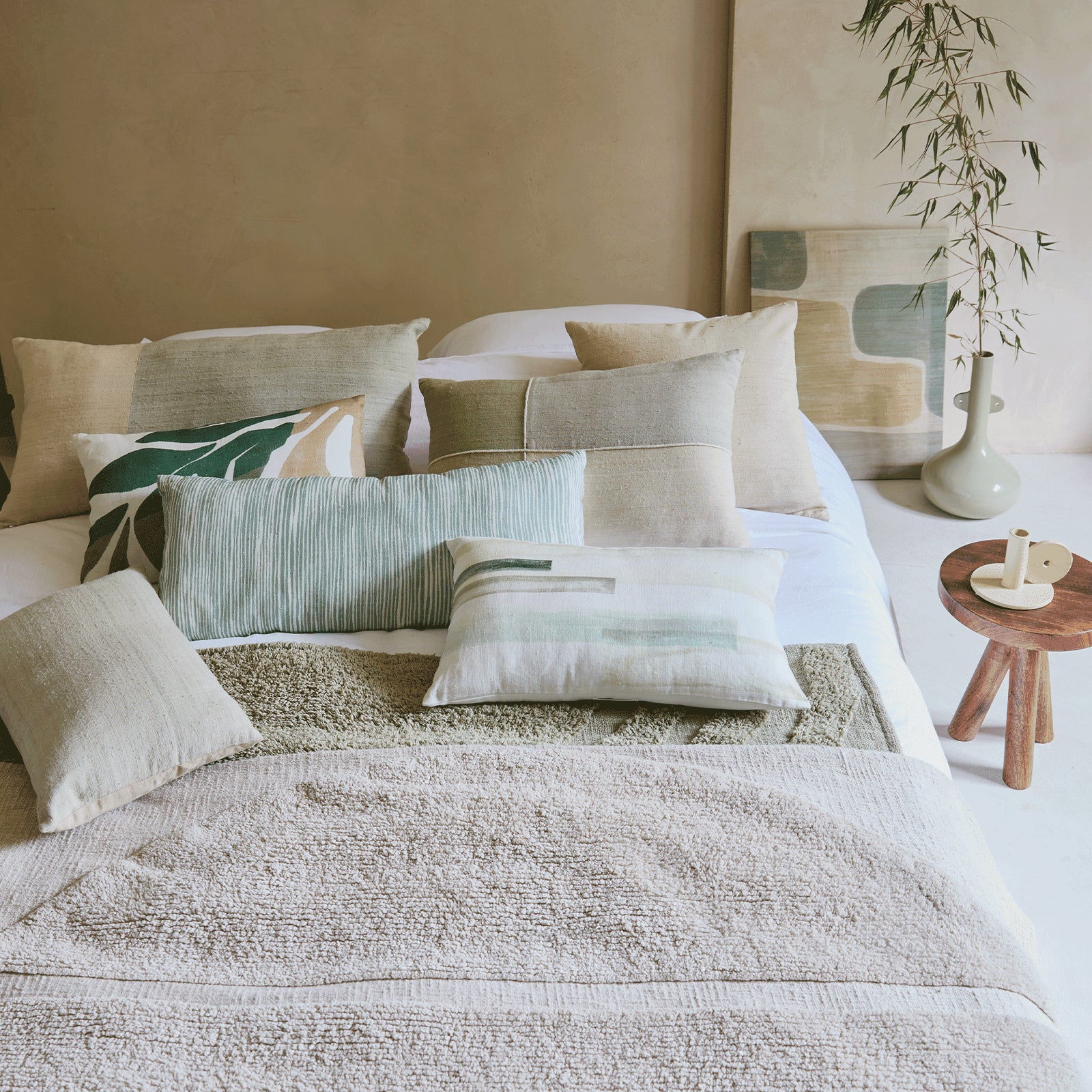 Cushion Silk Silence