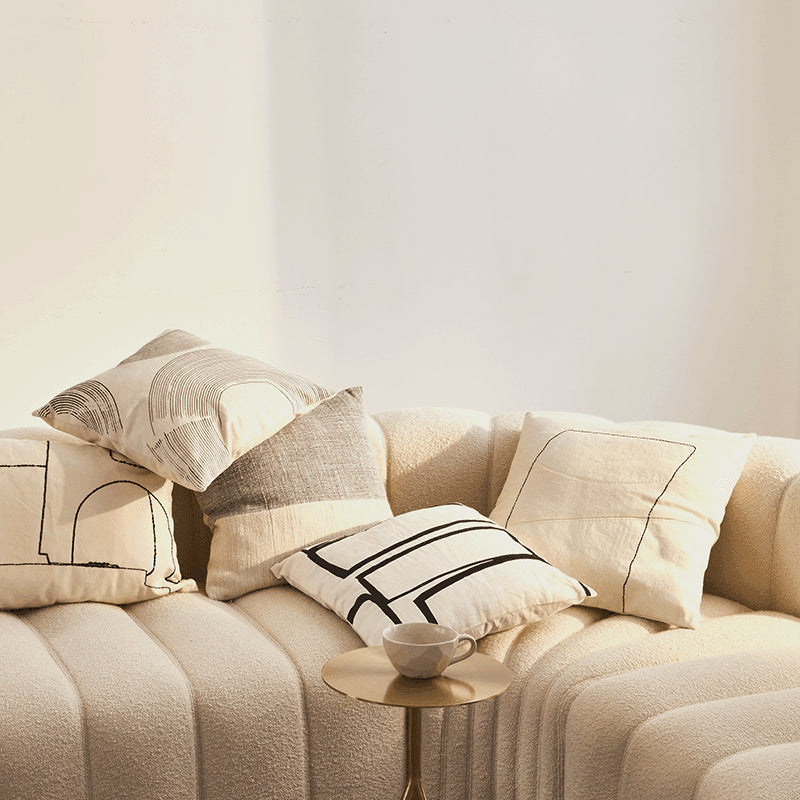Cushion Yoi Black