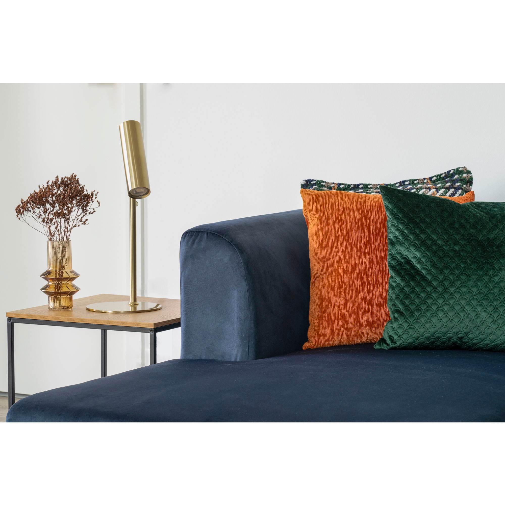 Vita Sidetable - Side table with black frame and oak look top 45x45x45 cm