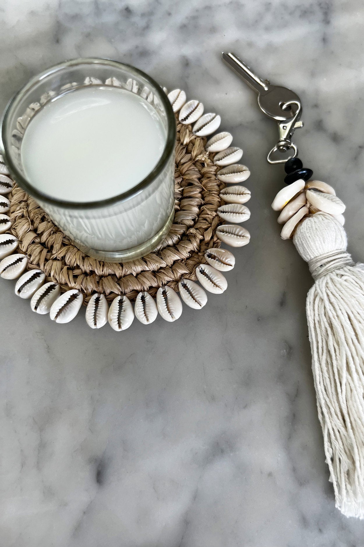 De Cowrie Tassel Sleutelhanger - Wit