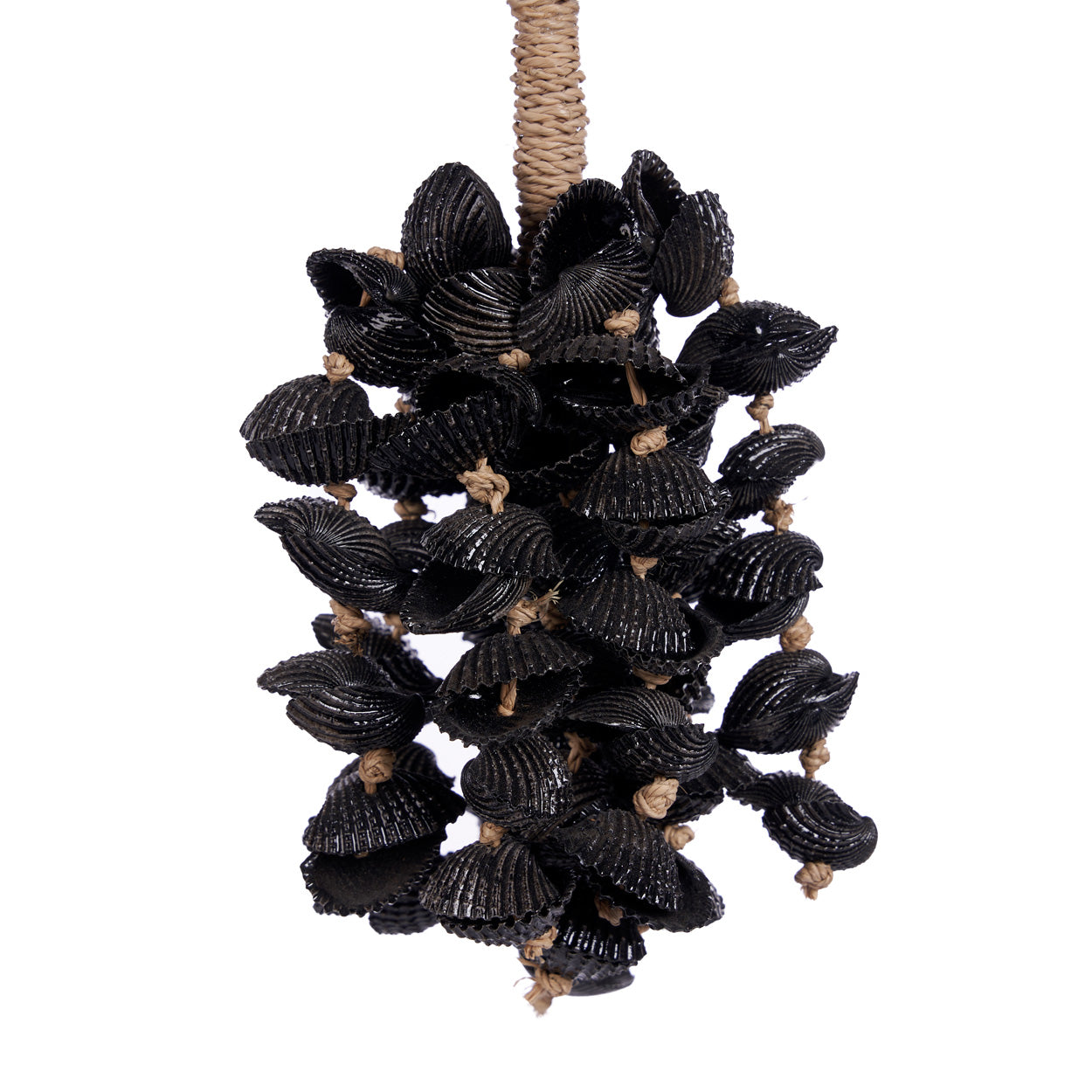 The Midnight Shell Tassel - Black