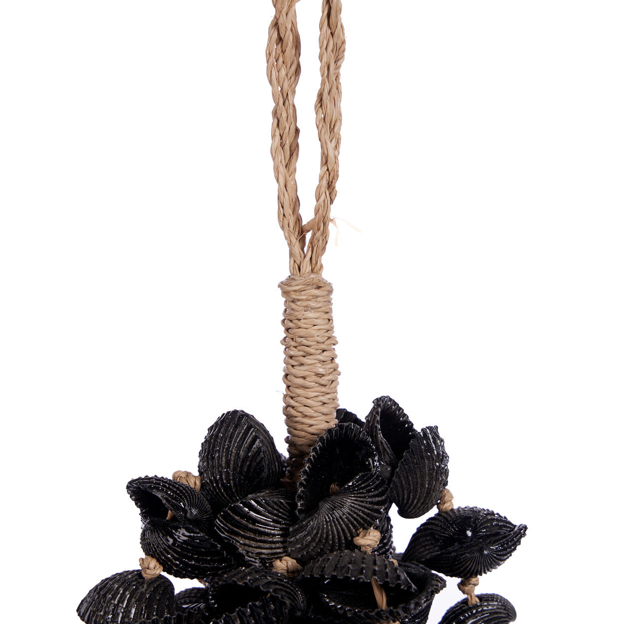 The Midnight Shell Tassel - Black