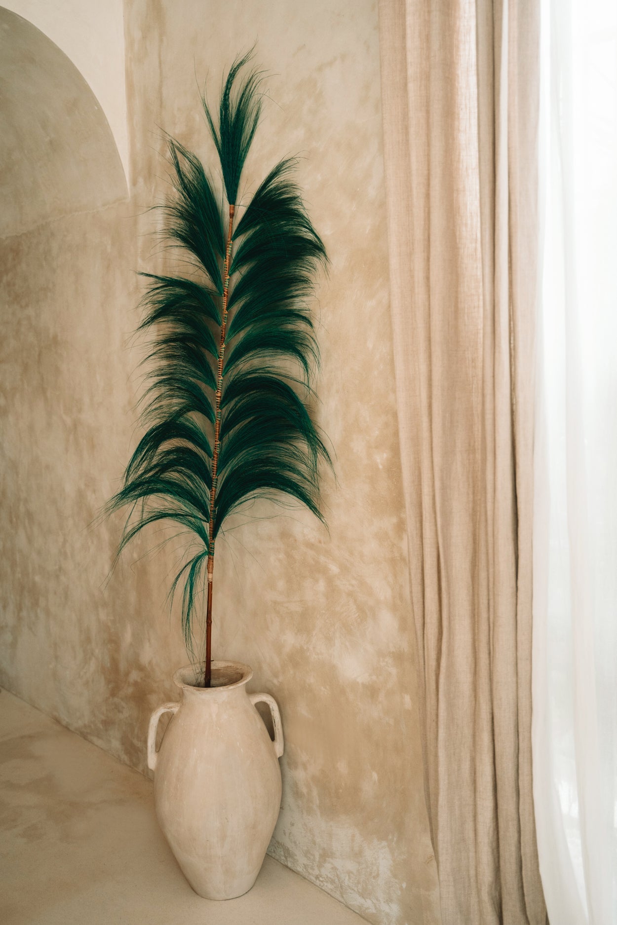 The Stunning Leaf - Emerald Green