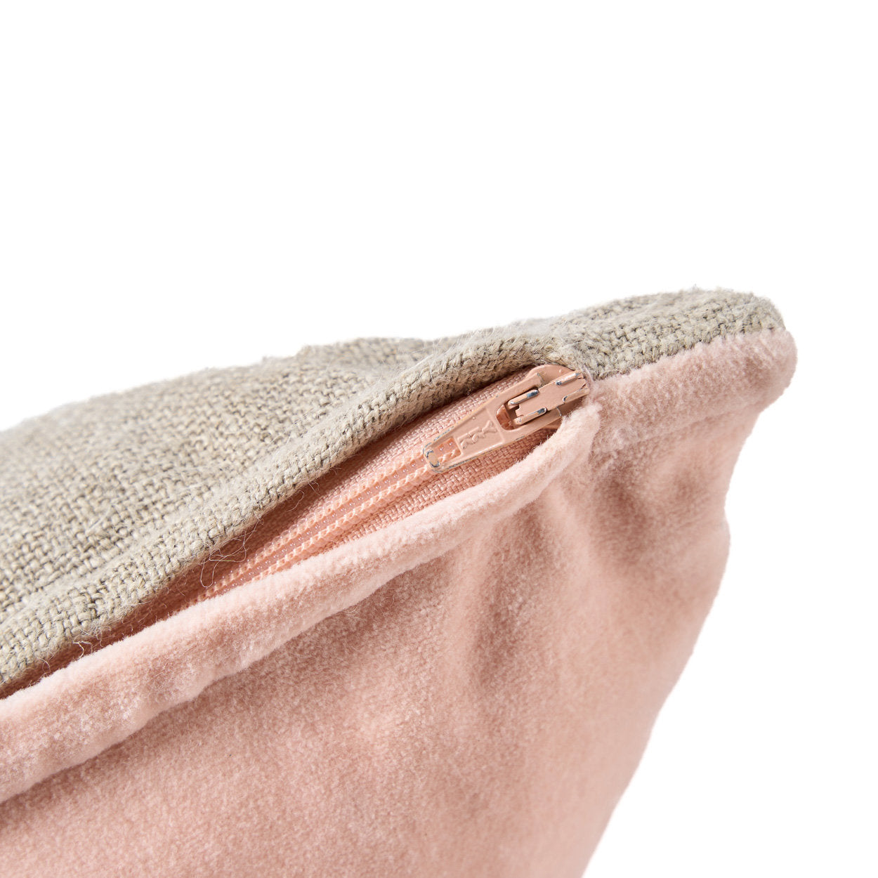 De Velvet Divorce Kussensloop - Natuurlijke Roze - 30x50