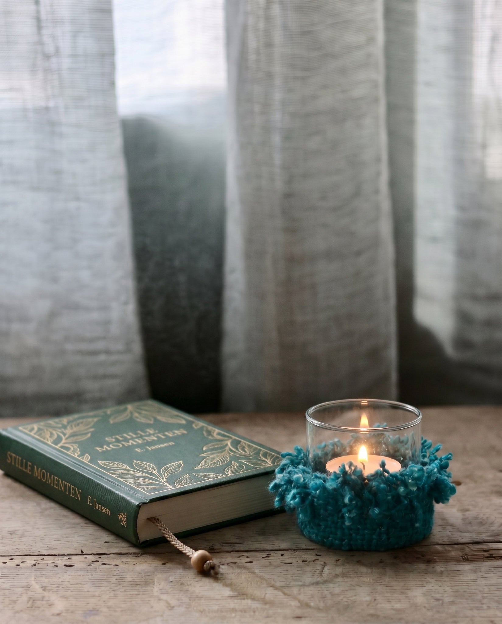 The Oh My Gee Candle Holder - Aqua - S