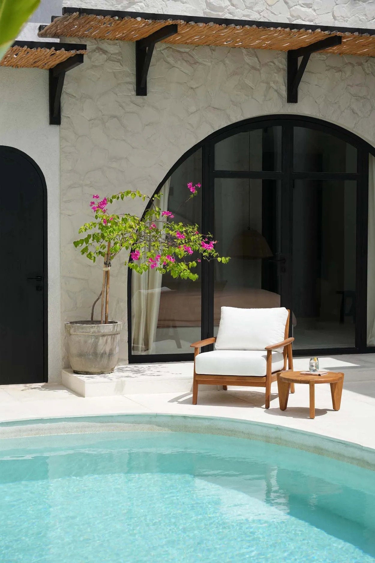 The Gilimanuk One Seater - Outdoor
