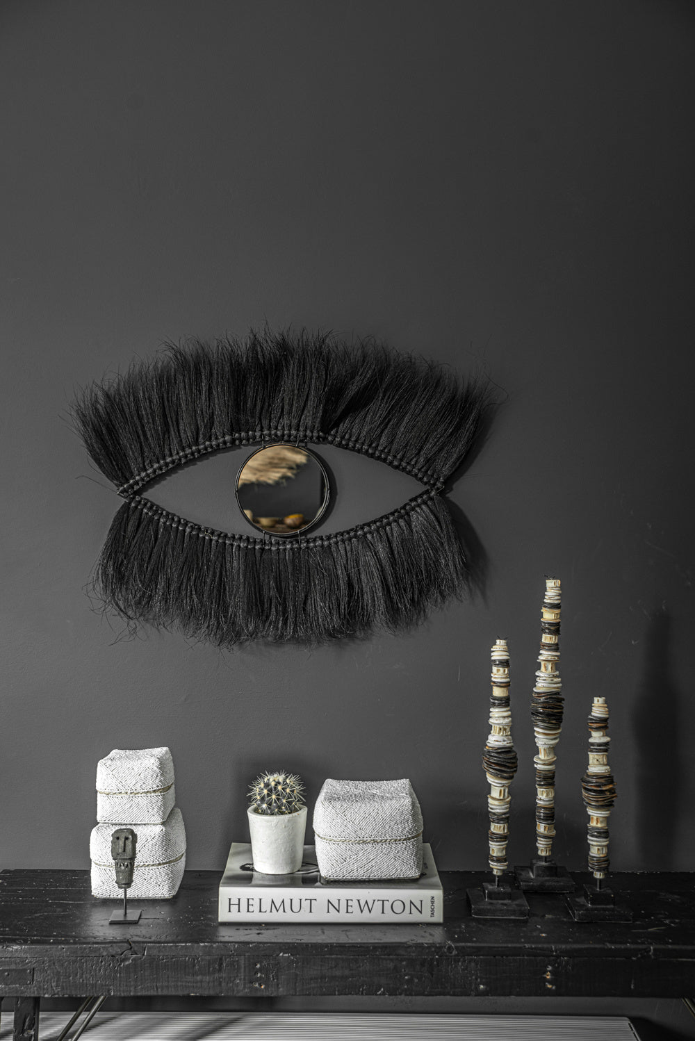 De  Black Eye Spiegel - Zwart Bazar Bizar