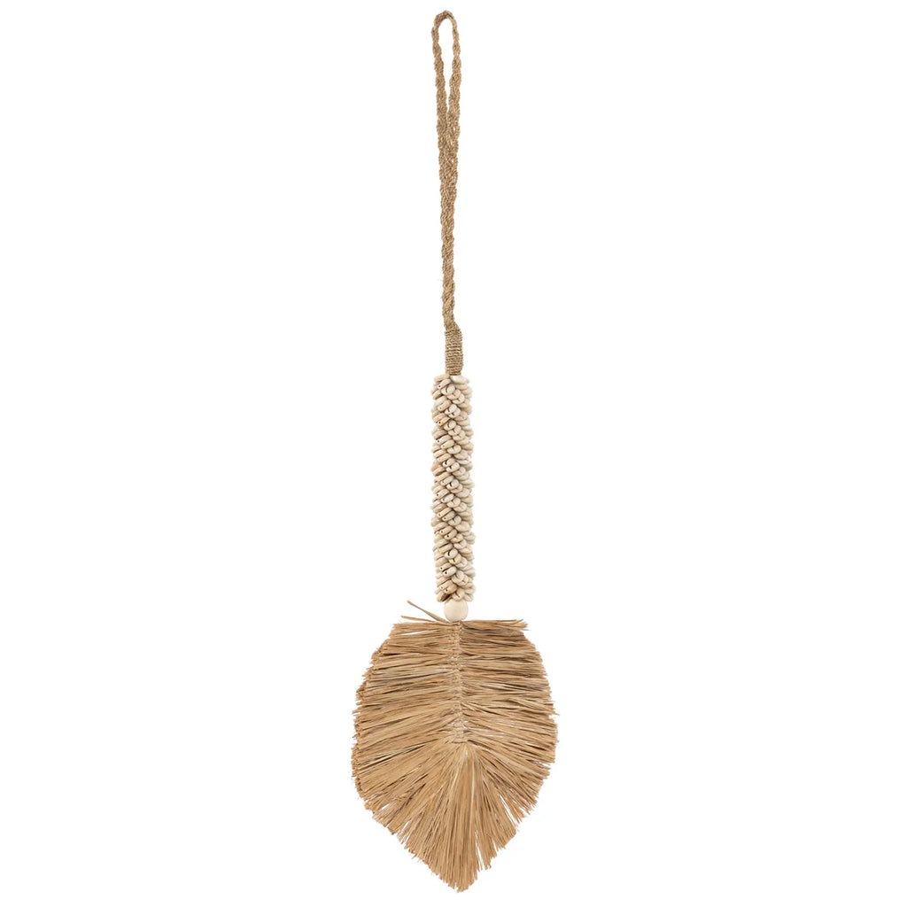 The Raffia &amp; Shells Hanging Decoration - Cream Natural